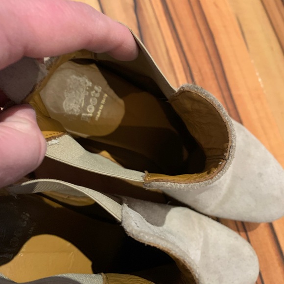 Roots sued, wedged ankle booties - Picture 7 of 8